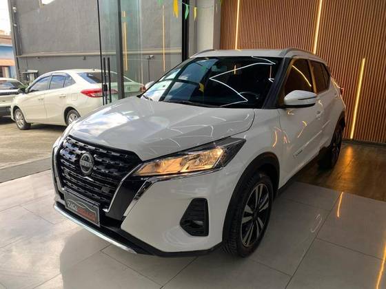 NISSAN KICKS PLAY 1.6 16V FLEXSTART SENSE XTRONIC NISSAN KICKS PLAY 1.6 16V FLEXSTART SENSE XTRONIC
